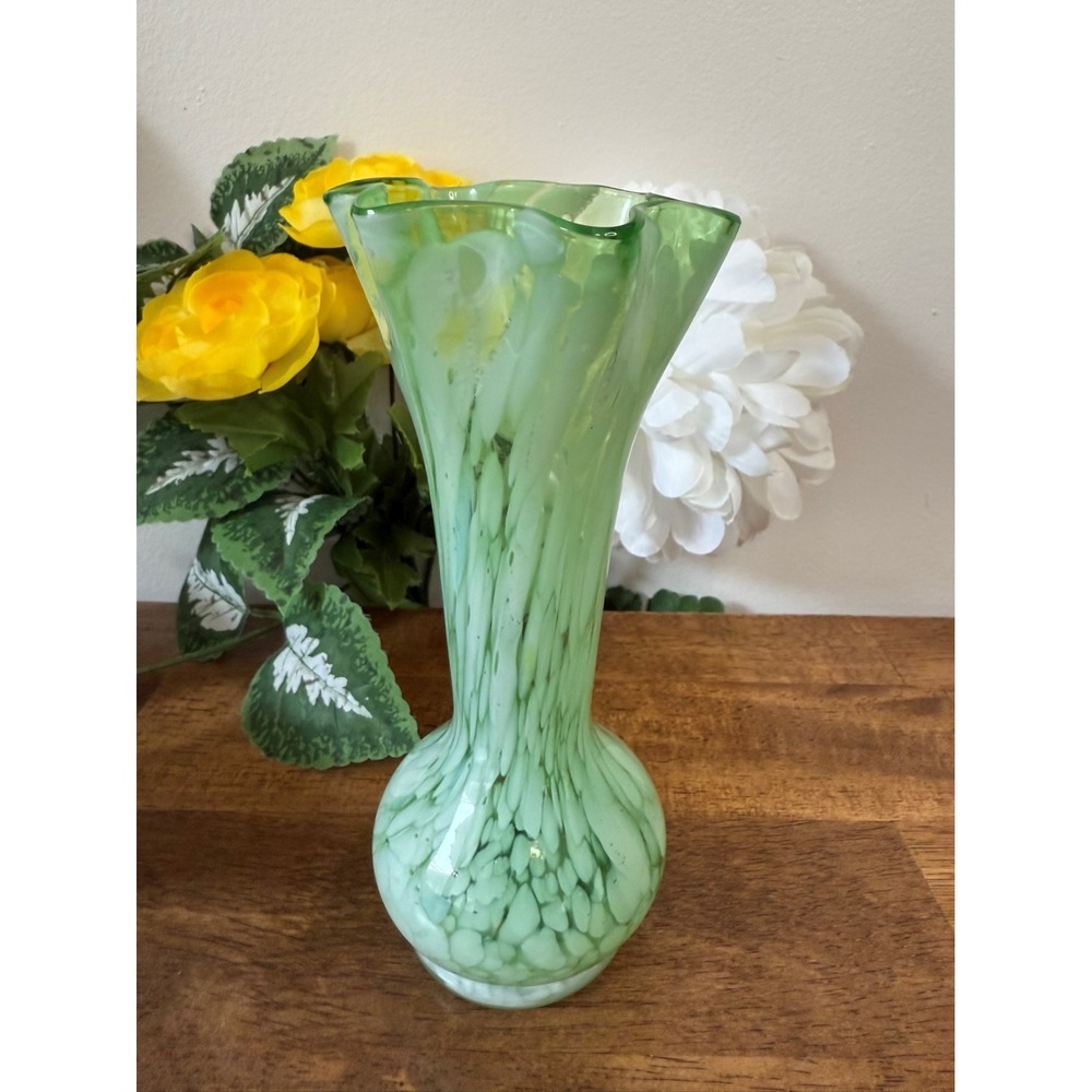 Vintage Handblown Art Glass Vase‎ Ruffled Rim Mottled Jade Green White Spatter